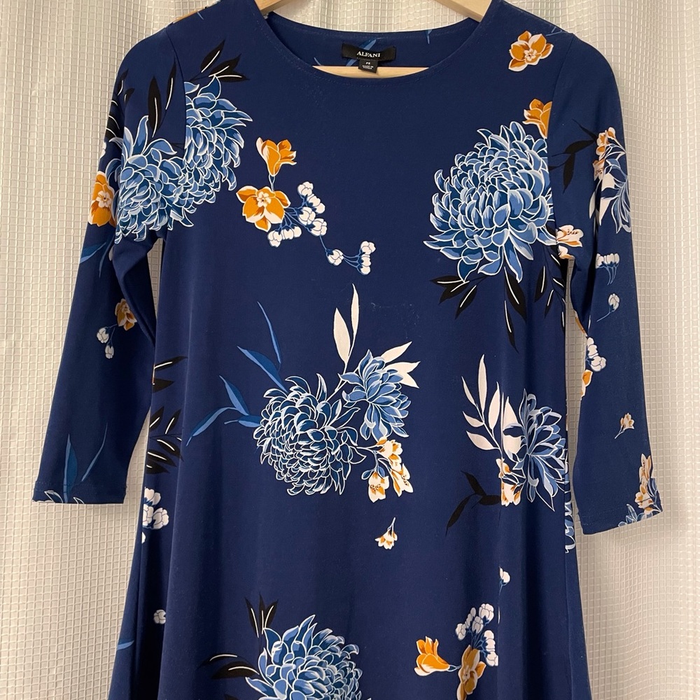 3/4 sleeve floral top